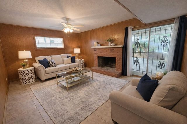 903 Lamonte Lane, Houston, TX 77018