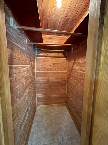 903 Lamonte Lane, Houston, TX 77018