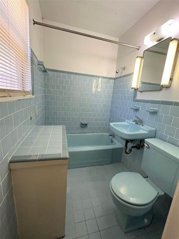 903 Lamonte Lane, Houston, TX 77018