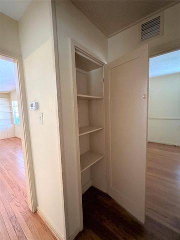 903 Lamonte Lane, Houston, TX 77018