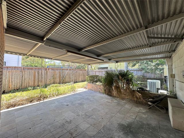 903 Lamonte Lane, Houston, TX 77018