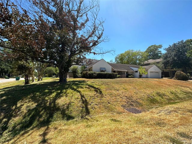 903 Lamonte Lane, Houston, TX 77018