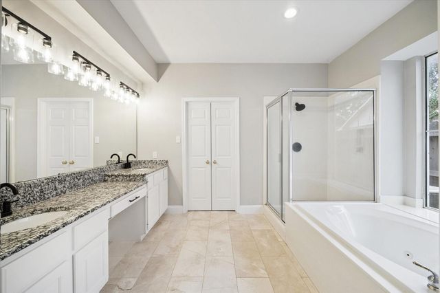 1823 Misty Oaks Lane, Sugar Land, TX 77479