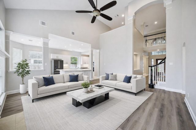 1823 Misty Oaks Lane, Sugar Land, TX 77479