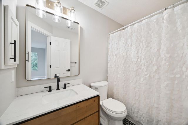 1823 Misty Oaks Lane, Sugar Land, TX 77479