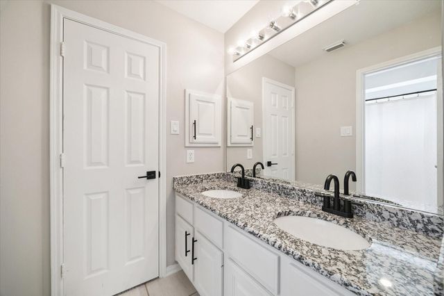 1823 Misty Oaks Lane, Sugar Land, TX 77479