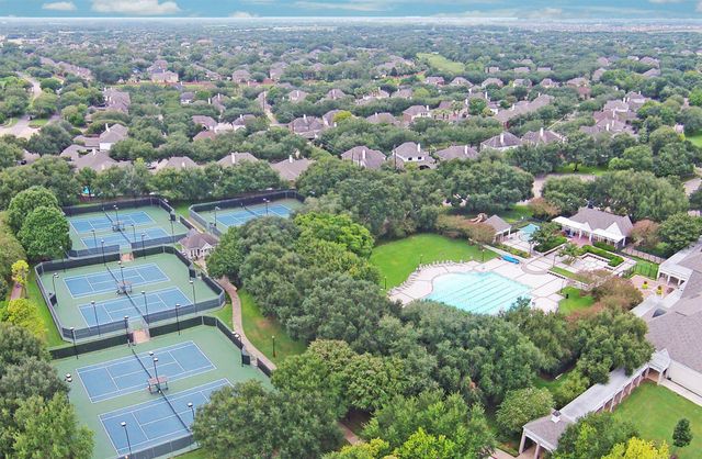 1823 Misty Oaks Lane, Sugar Land, TX 77479