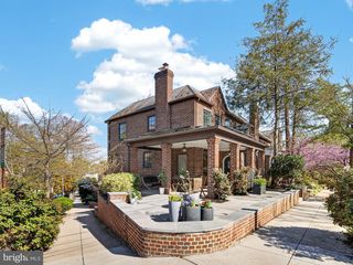 2119 HUIDEKOPER NW, Washington, DC 20007