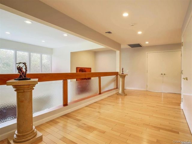 5 Woodfield Lane, Old Brookville, NY 11545