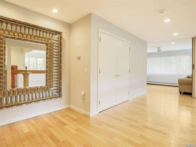 5 Woodfield Lane, Old Brookville, NY 11545