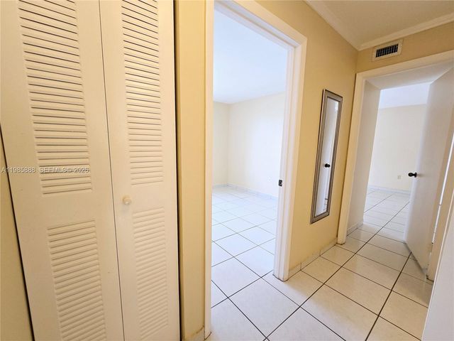 365 NW 85th Ct 1208, Miami, FL 33126