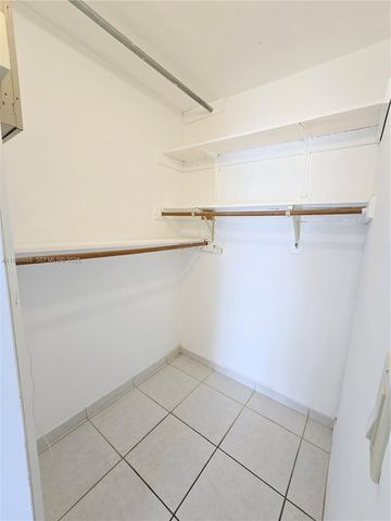 365 NW 85th Ct 1208, Miami, FL 33126