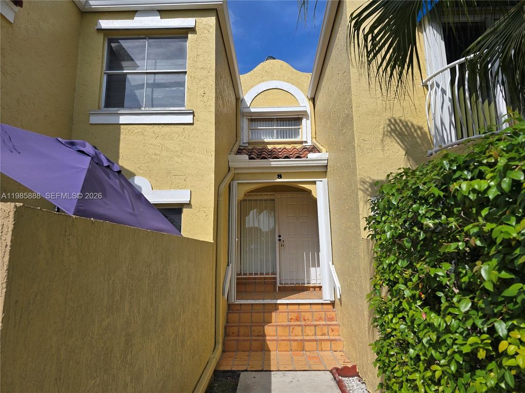 365 NW 85th Ct 1208, Miami, FL 33126