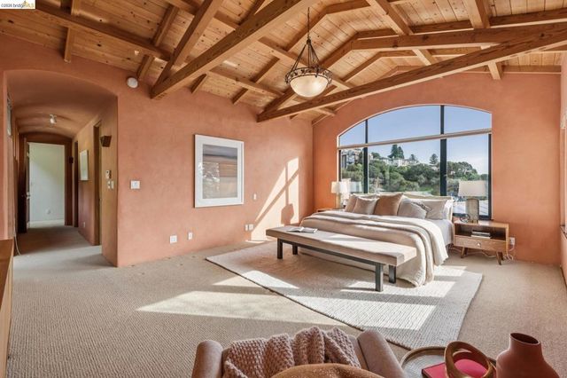 150 150 Vicente Rd, Berkeley, CA 94705