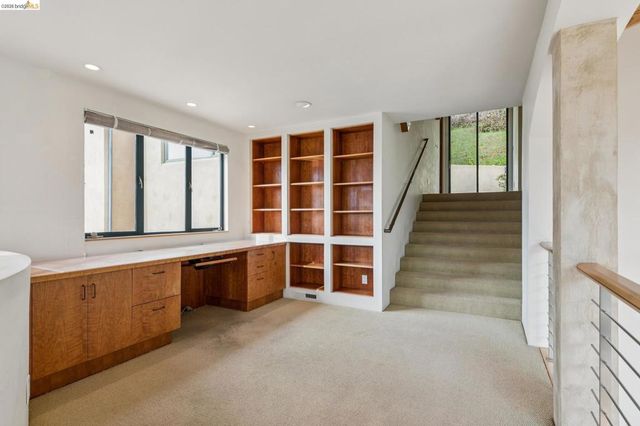 150 150 Vicente Rd, Berkeley, CA 94705