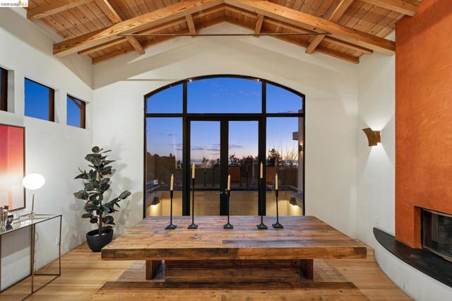 150 150 Vicente Rd, Berkeley, CA 94705