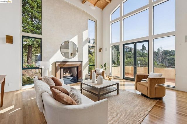 150 150 Vicente Rd, Berkeley, CA 94705