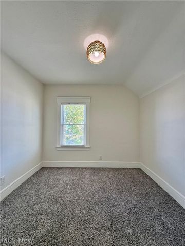 3374 W 88th Street, Cleveland, OH 44102