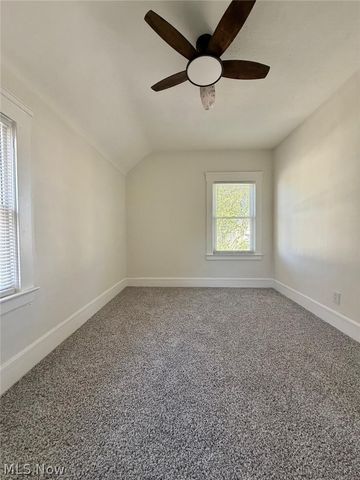 3374 W 88th Street, Cleveland, OH 44102