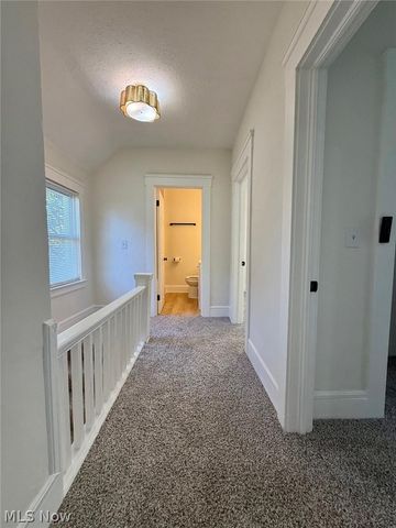 3374 W 88th Street, Cleveland, OH 44102