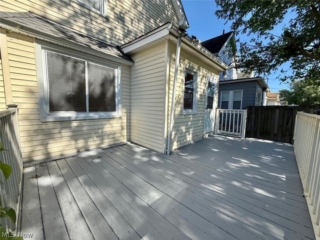 3374 W 88th Street, Cleveland, OH 44102