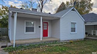 804 W HARRISON Street, Herrin, IL 62948