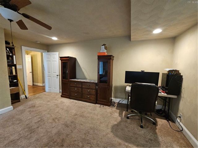 13 Beacon RD, Portsmouth, VA 23702