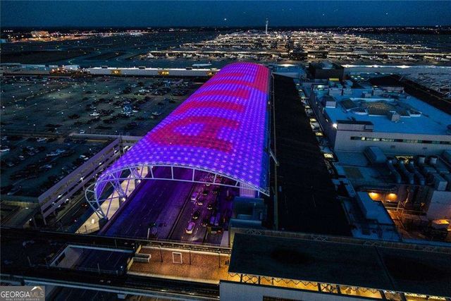 3488 Cardinal Drive, Atlanta, GA 30331