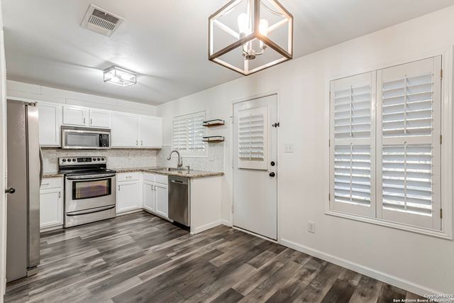 21007 Liatris Lane, San Antonio, TX 78259