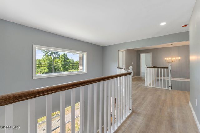 5 White Road, Milton, NY 12020