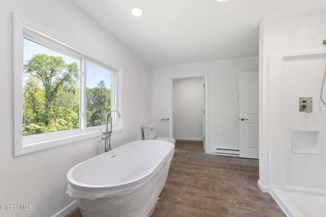 5 White Road, Milton, NY 12020