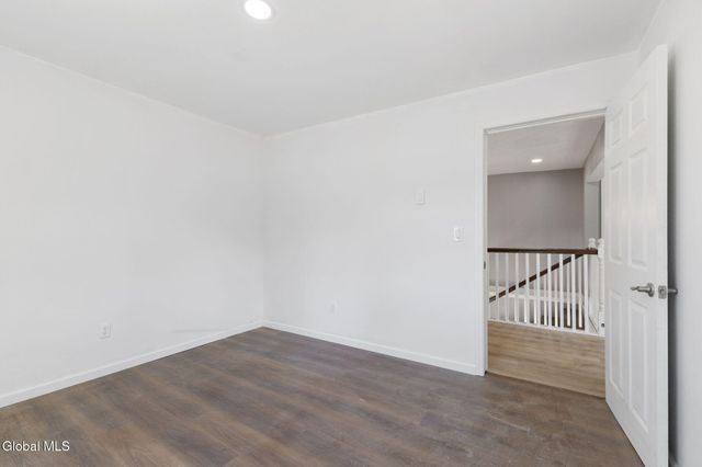 5 White Road, Milton, NY 12020