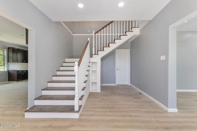 5 White Road, Milton, NY 12020
