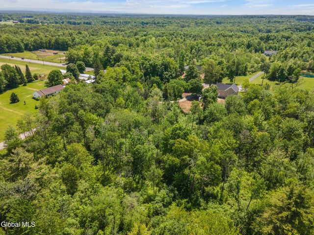 5 White Road, Milton, NY 12020