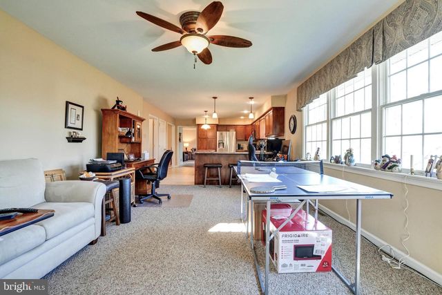 2422 MAGNOLIA DR, Gilbertsville, PA 19525