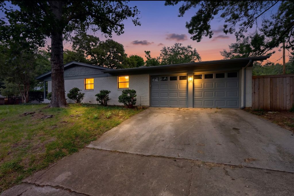 341 Arcadia Street, Hurst, TX 76053 — exterior