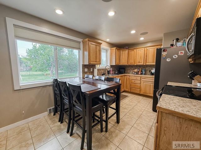 1406 Zener, Pocatello, ID 83201