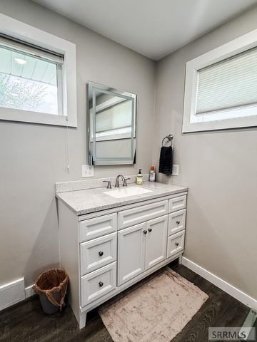 1406 Zener, Pocatello, ID 83201