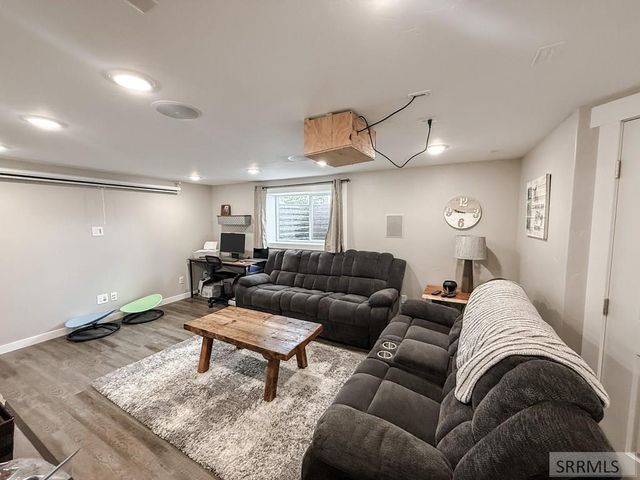 1406 Zener, Pocatello, ID 83201