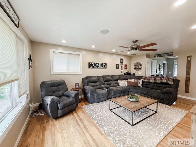 1406 Zener, Pocatello, ID 83201