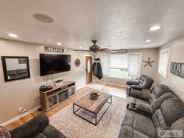 1406 Zener, Pocatello, ID 83201