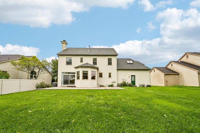 4542 Carrington Way, Hilliard, OH 43026