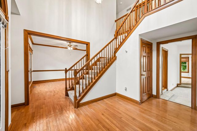 4542 Carrington Way, Hilliard, OH 43026