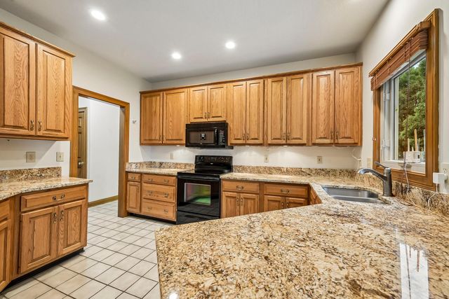 4542 Carrington Way, Hilliard, OH 43026
