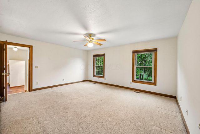 4542 Carrington Way, Hilliard, OH 43026