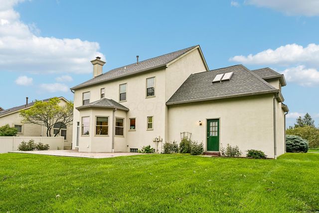 4542 Carrington Way, Hilliard, OH 43026