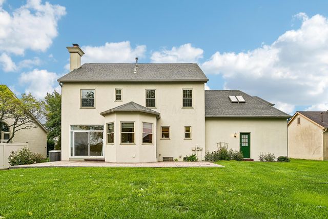 4542 Carrington Way, Hilliard, OH 43026