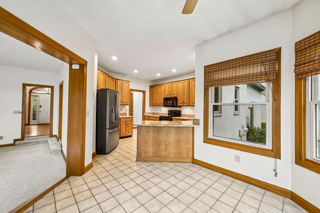 4542 Carrington Way, Hilliard, OH 43026