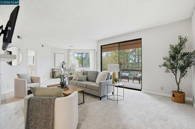 1221 Avenida Sevilla 1B, Walnut Creek, CA 94595