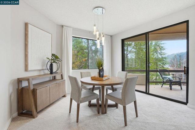 1221 Avenida Sevilla 1B, Walnut Creek, CA 94595